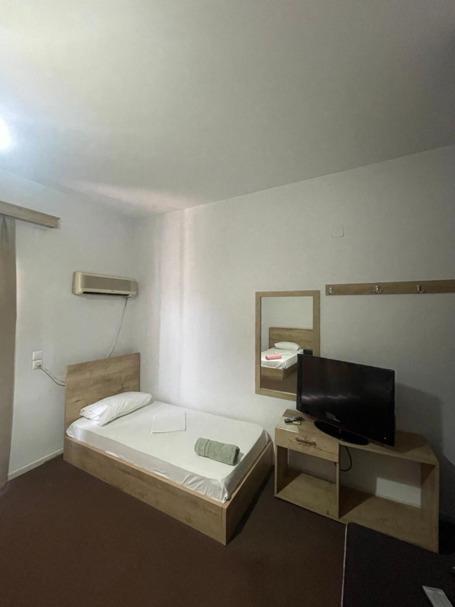 Freskia Hotel