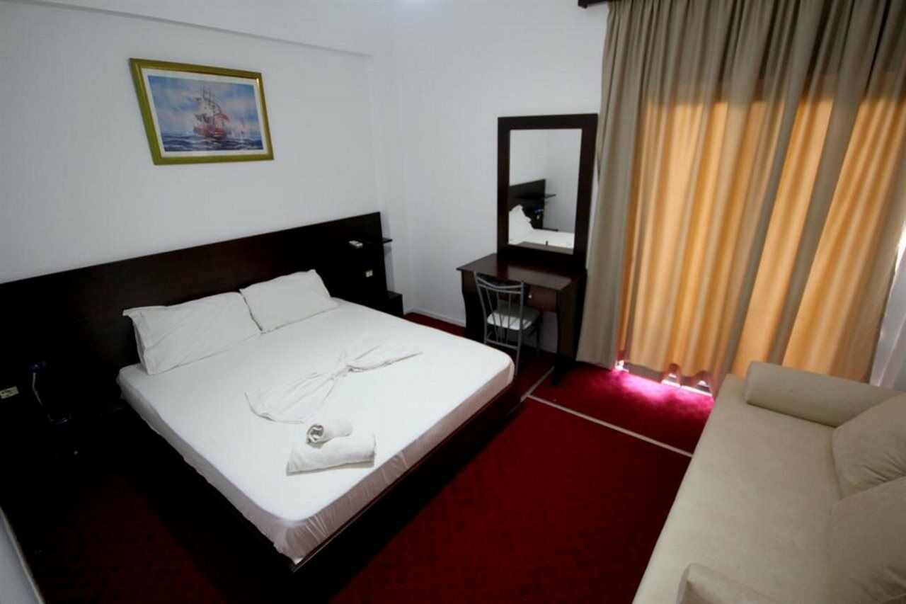 Hotel Freskia 3*